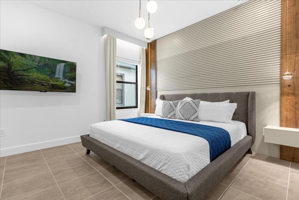 15 Bedrooms-16 Bathrooms- Paradiso Grande 6313ss Holiday home *