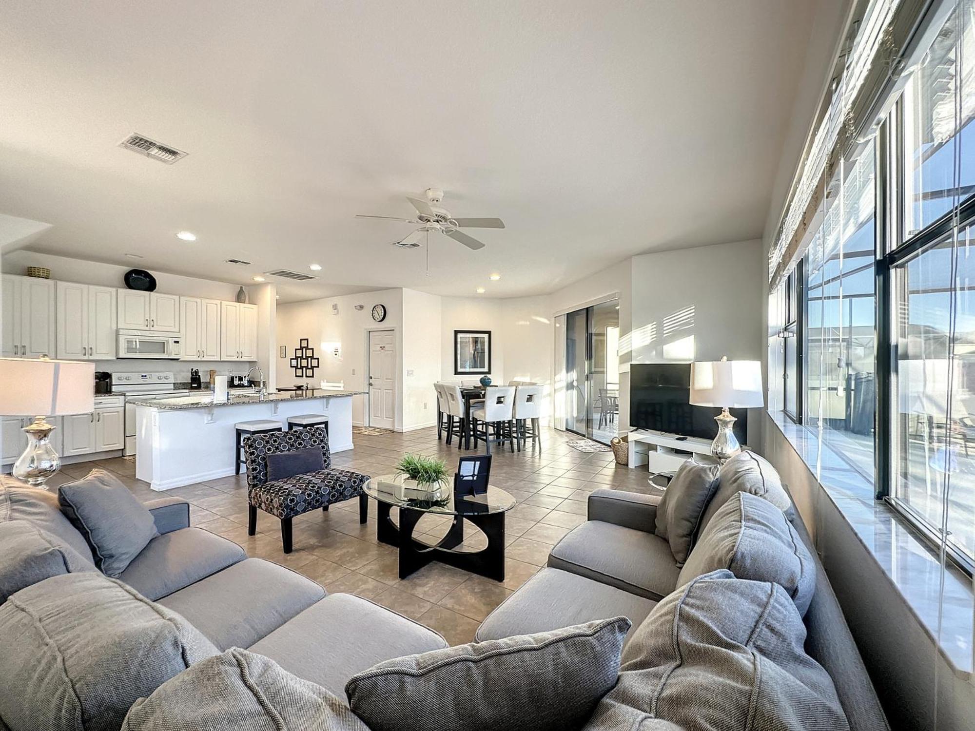 - Providence 70 Villa Orlando