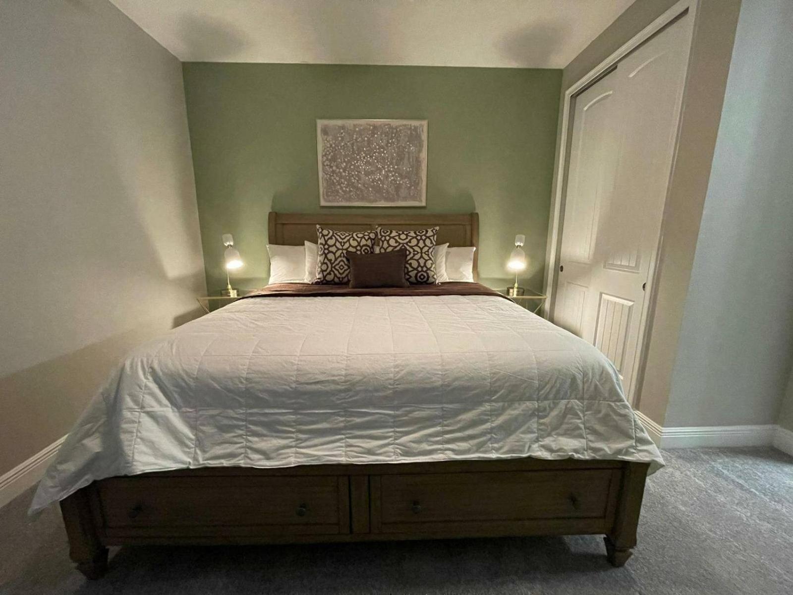 - Encore 1502 Villa Orlando
