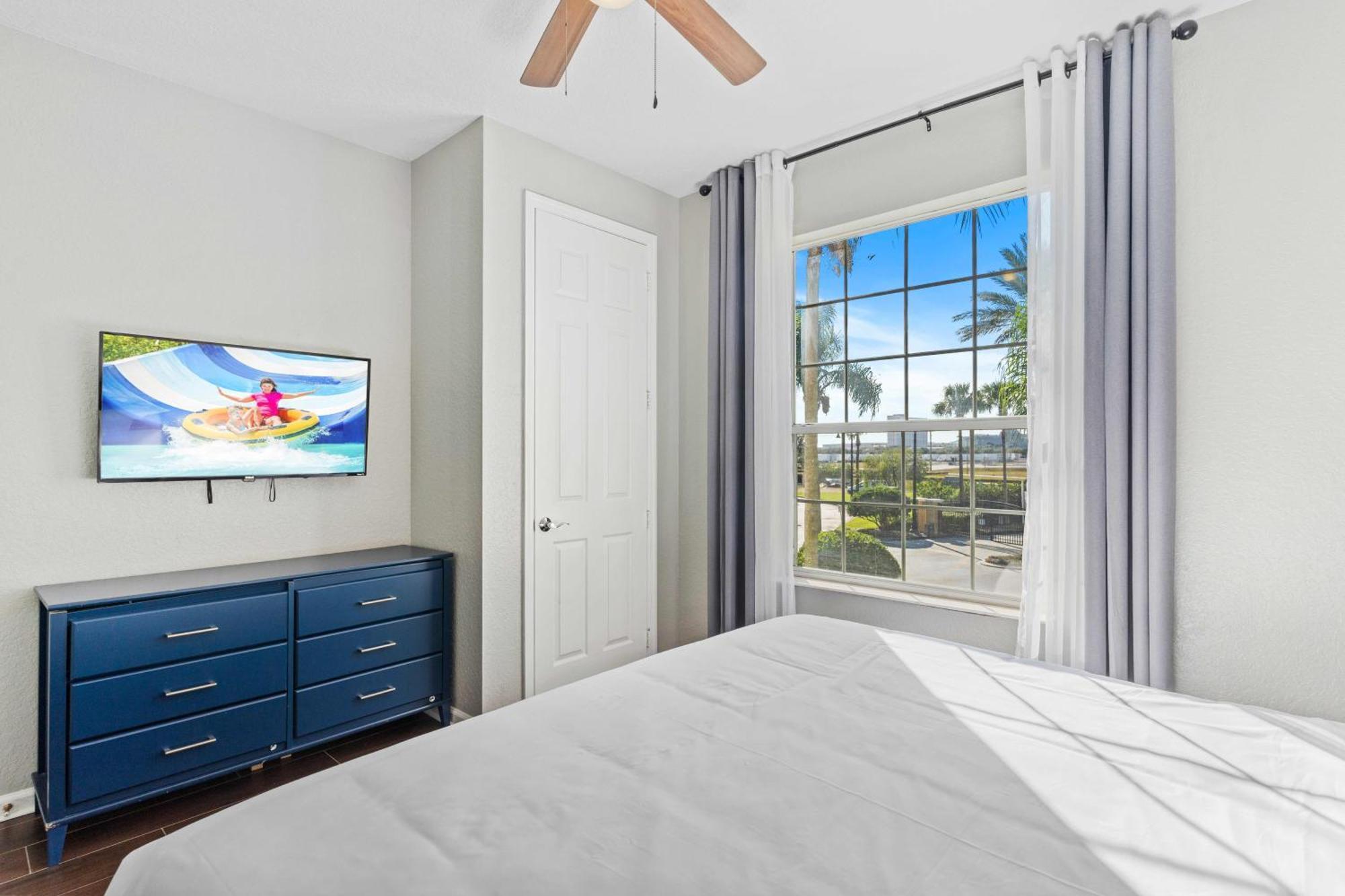 Apartment 5049 Shoreway Loop 203
