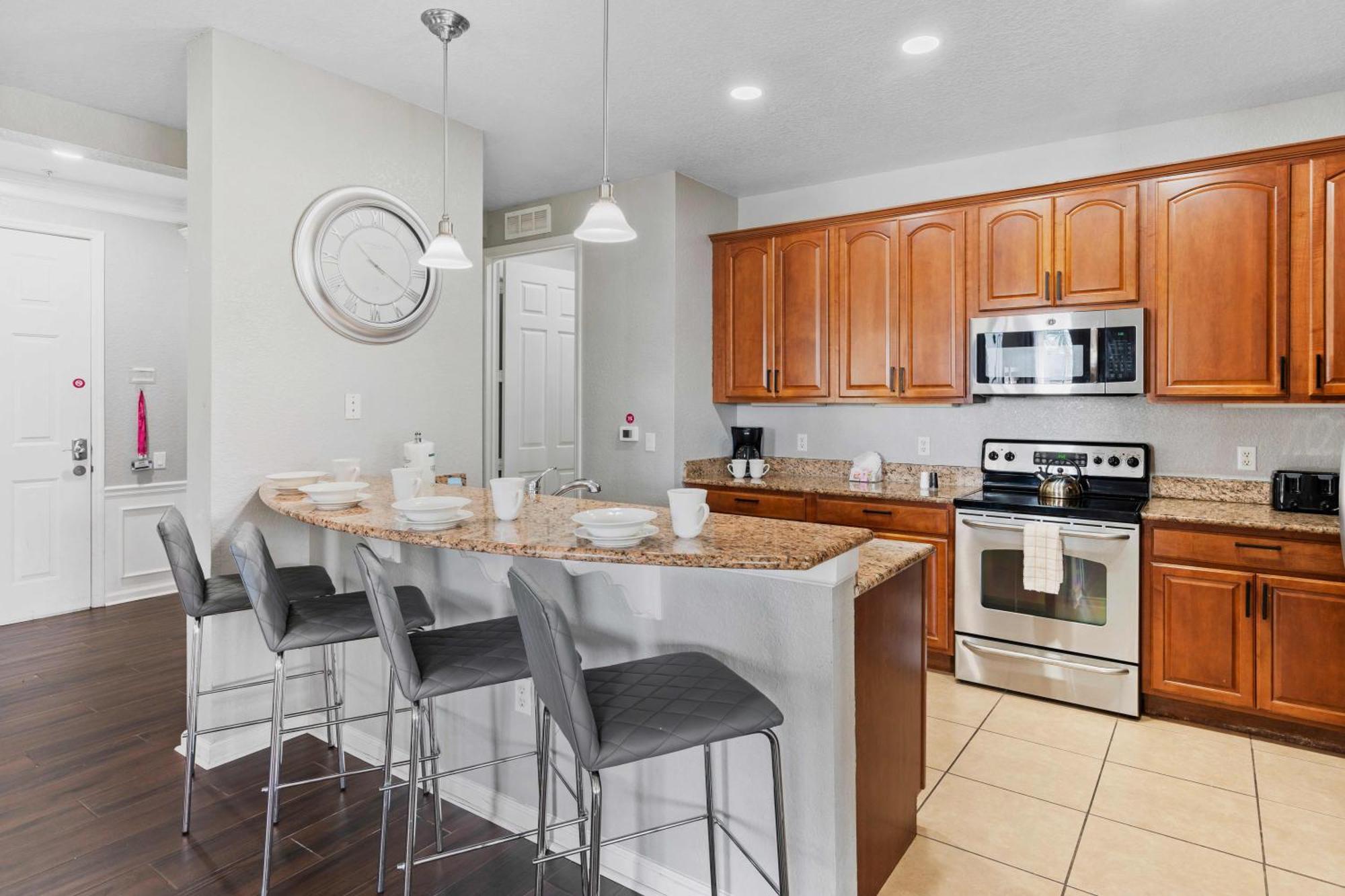 5049 Shoreway Loop 203 Apartment
