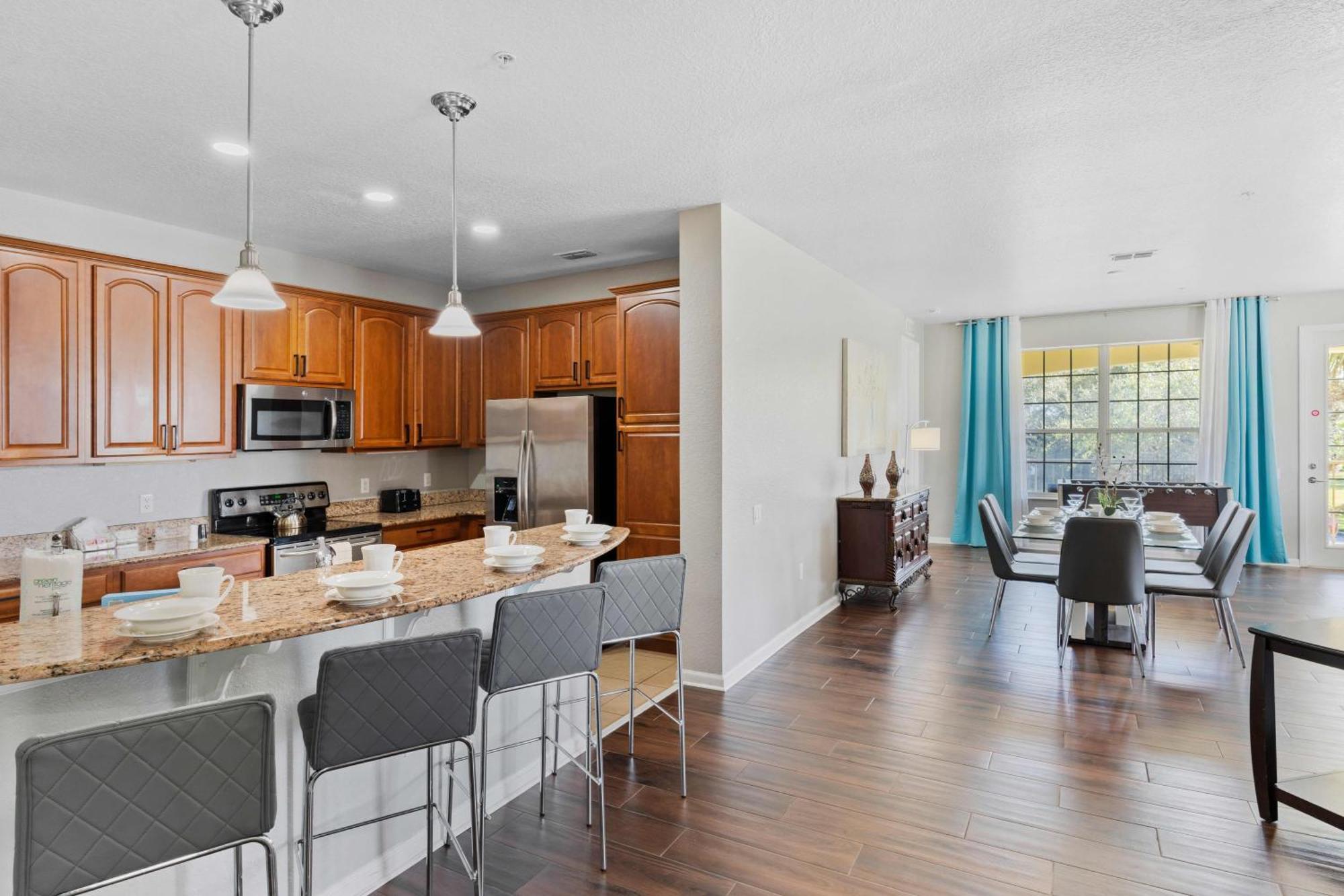 5049 Shoreway Loop 203 Orlando