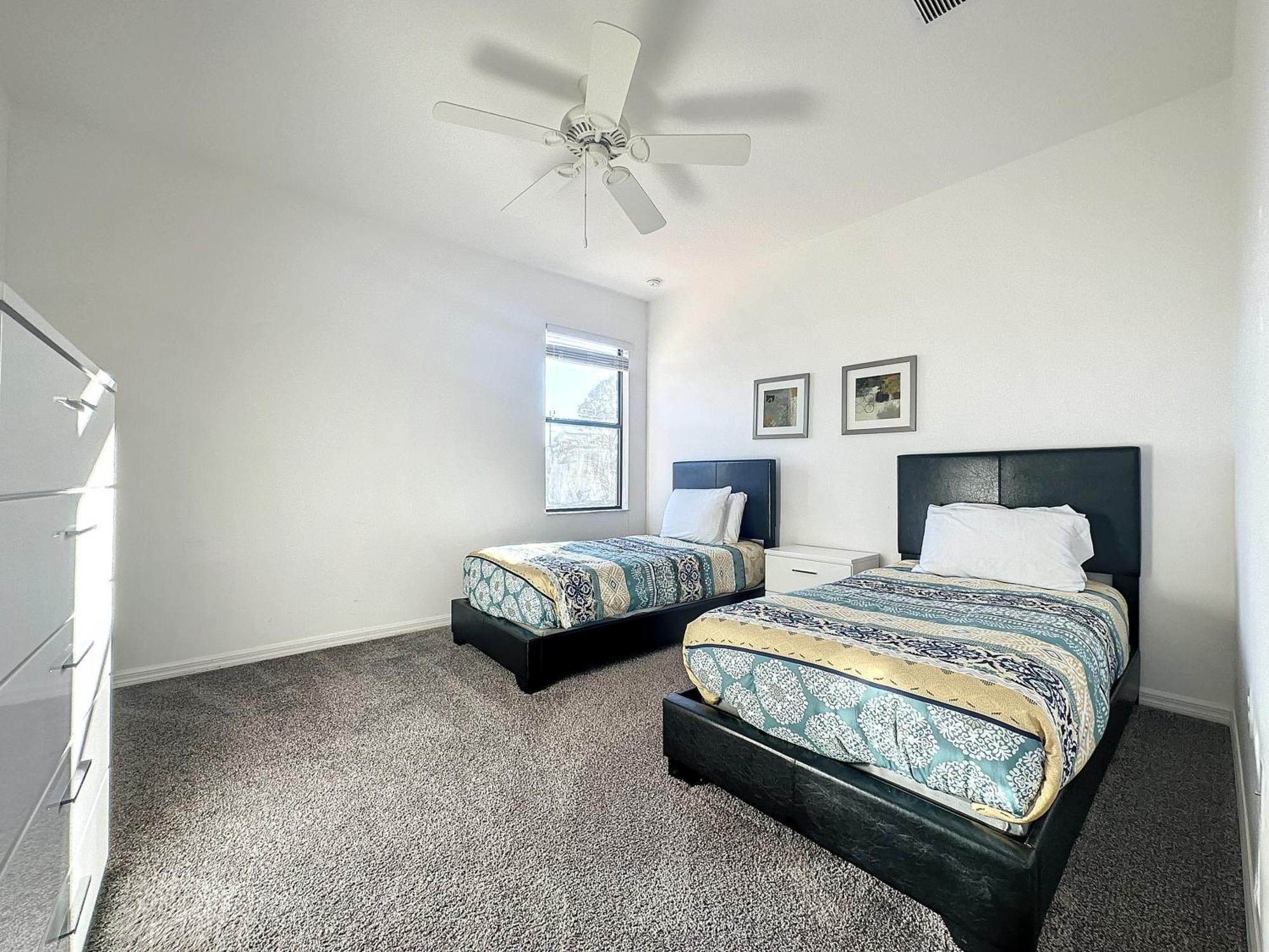 Villa - Providence 70