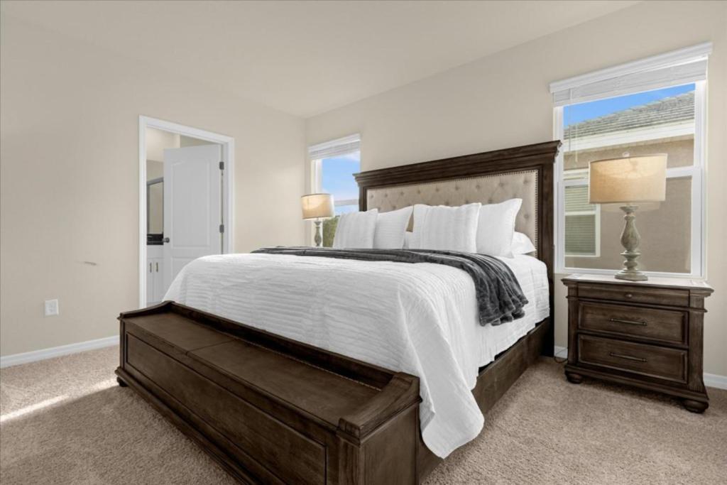 - Solterra 800 Orlando