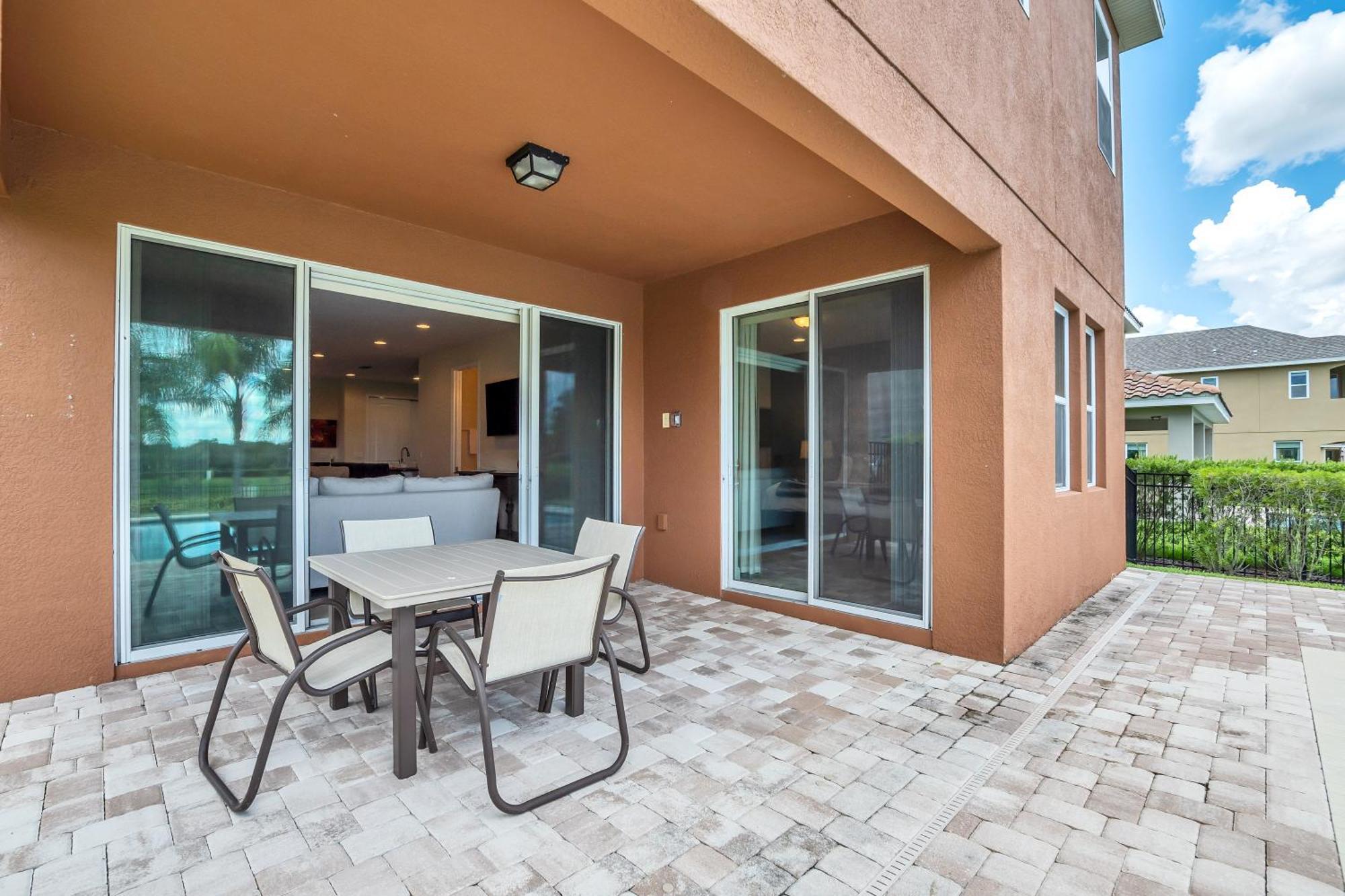 - Encore 651 Orlando