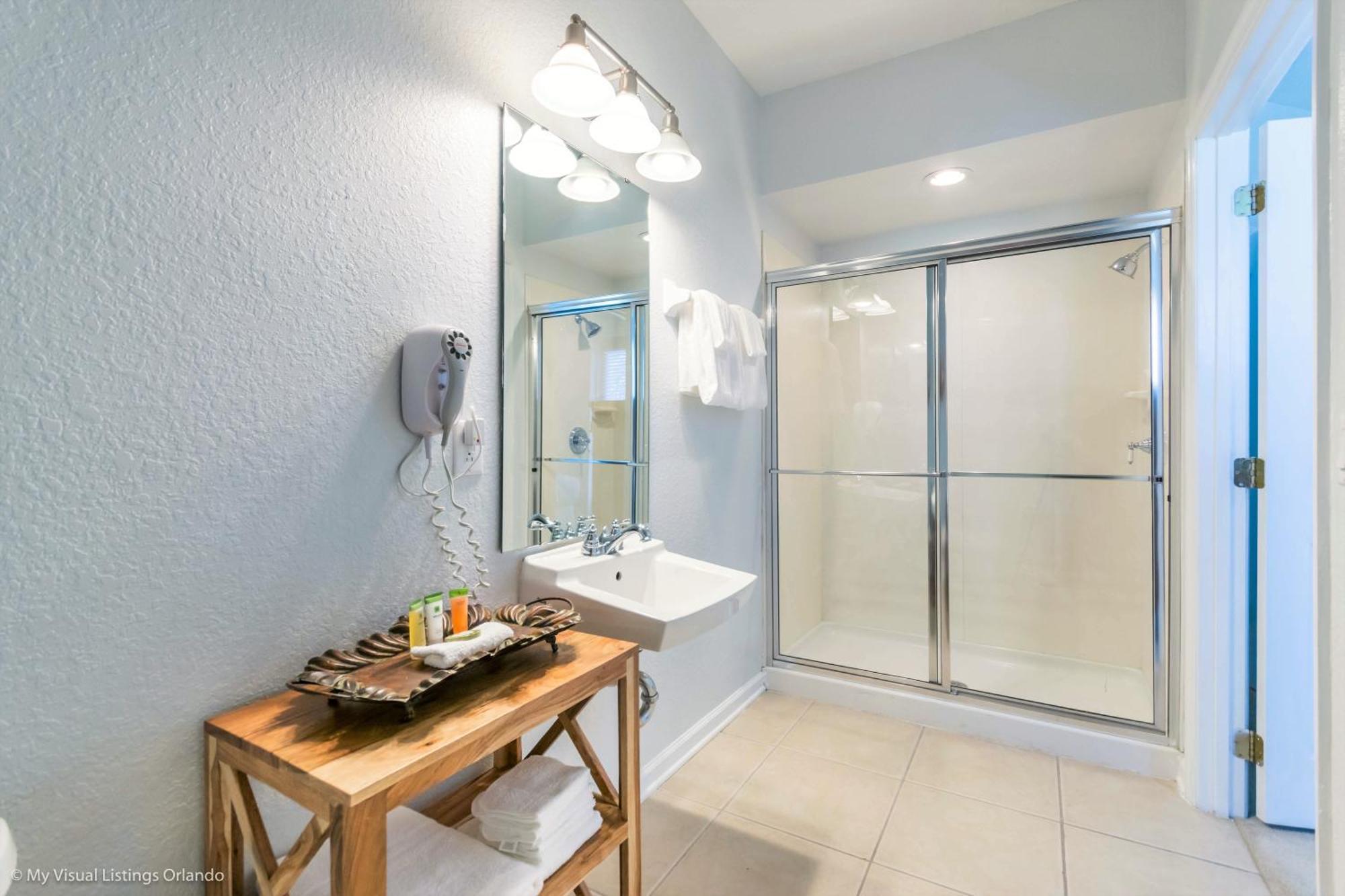 Vista Cay 76 By