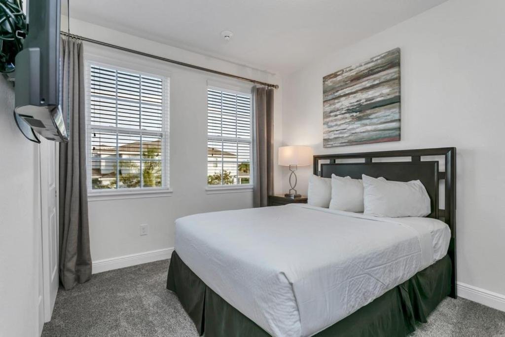 - Encore 581 Villa Orlando