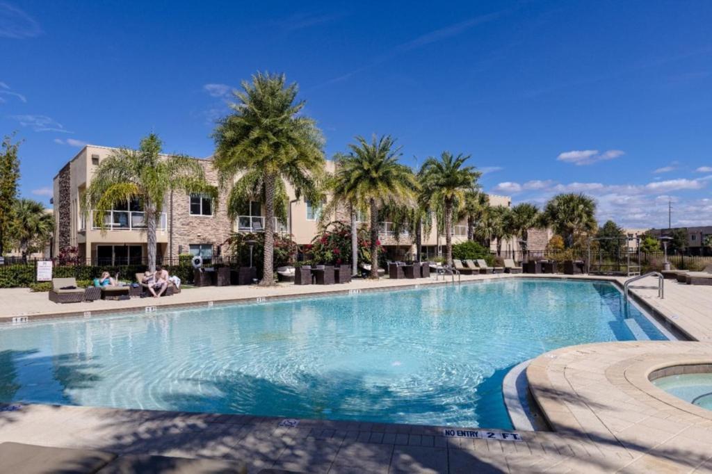 3 Bedrooms- 3,5 Bathrooms- Magic Village 3155pl Orlando