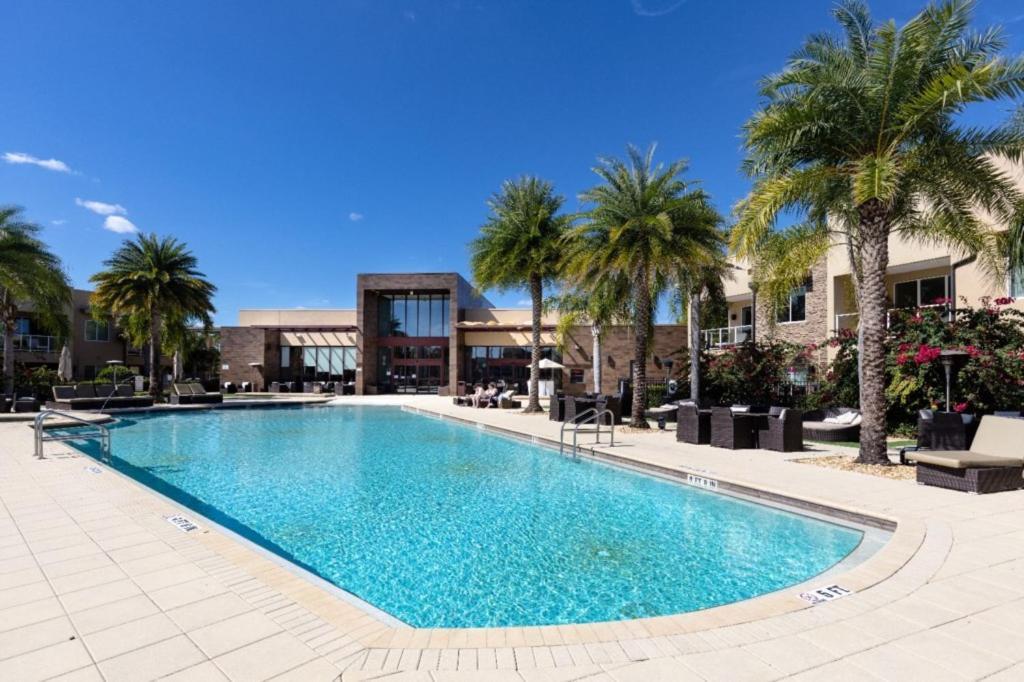3 Bedrooms- 3,5 Bathrooms- Magic Village 3155pl Orlando