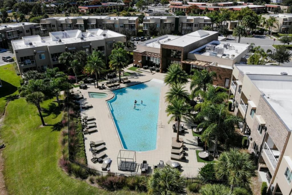 3 Bedrooms- 3,5 Bathrooms- Magic Village 3155pl Orlando