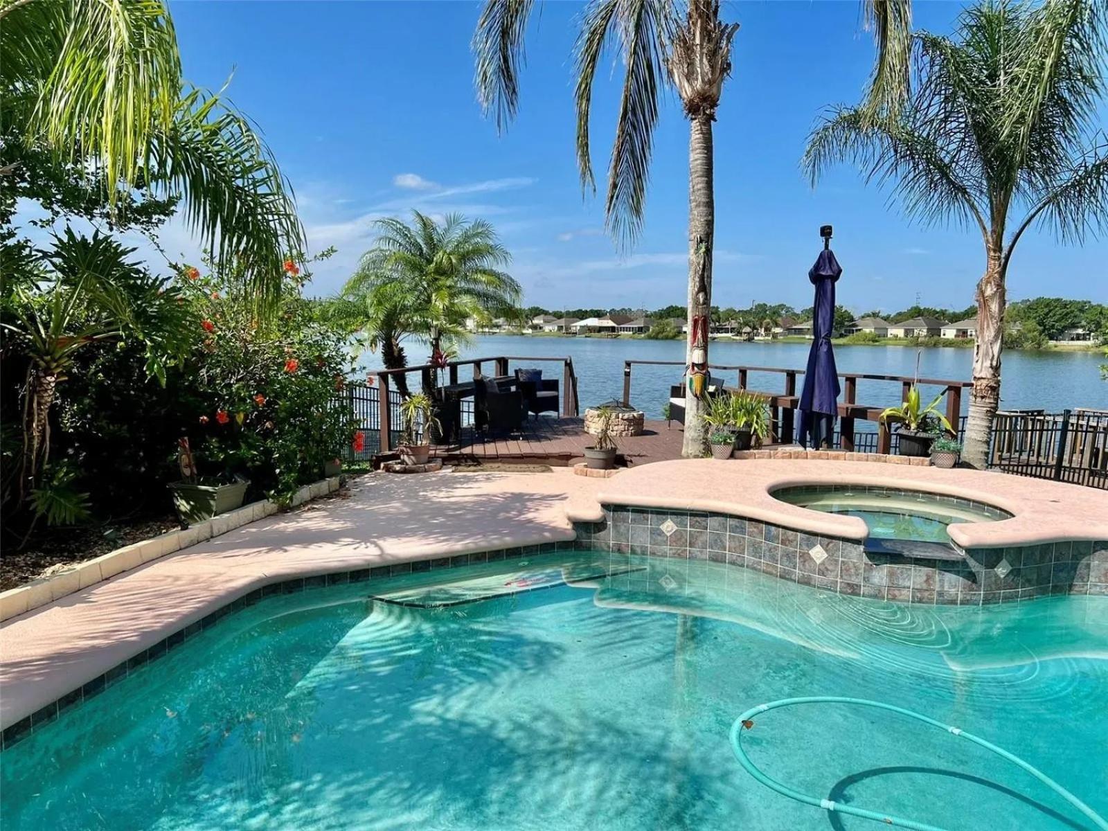 Villa Luxurious Waterfront Retreat 4br 3ba With Pool & Bbq Orlando