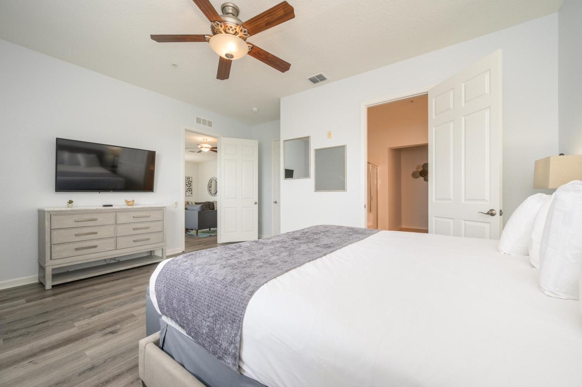 Apartment Stunning Vacation - Vista Cay - 2016