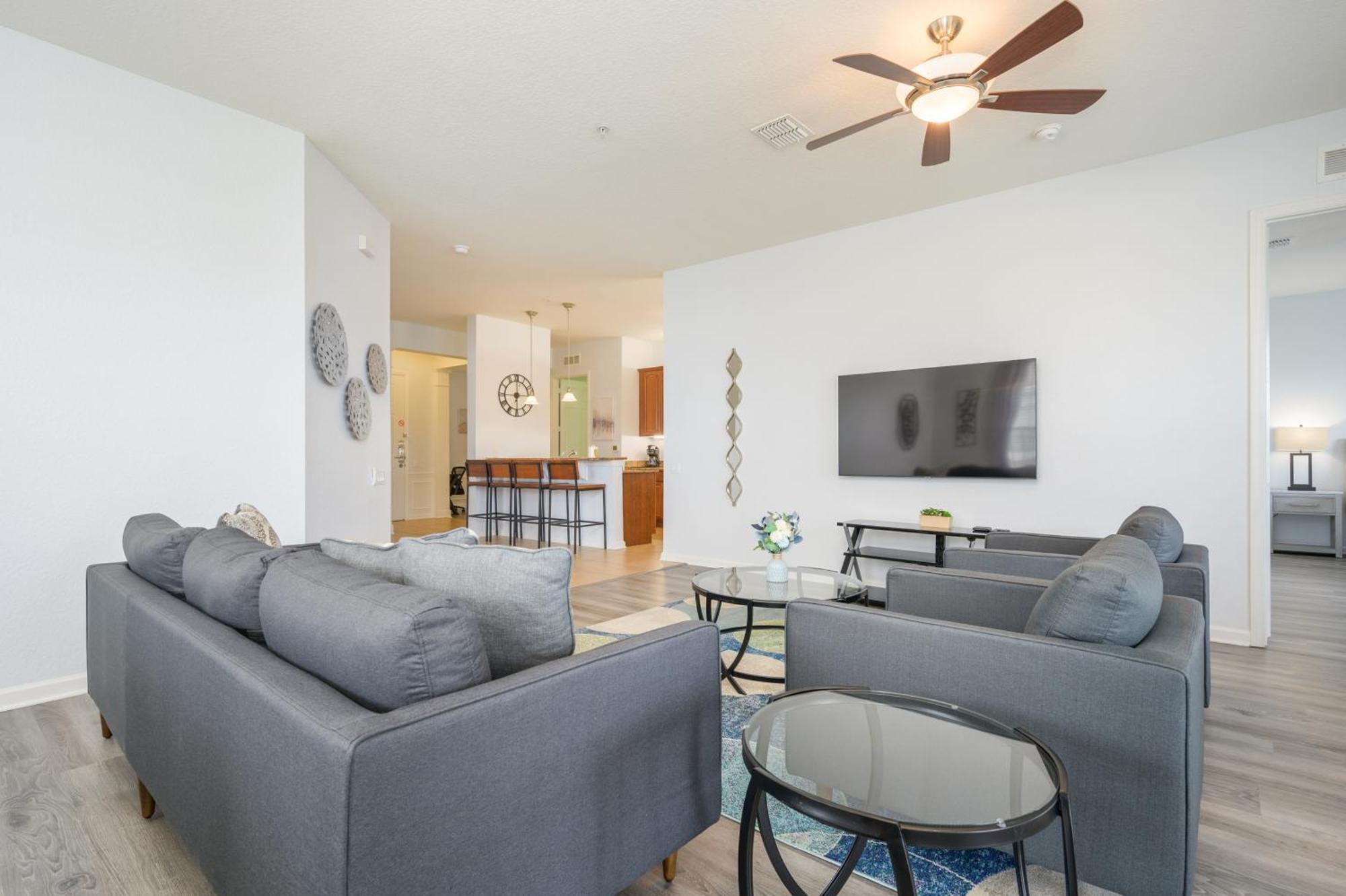 Stunning Vacation - Vista Cay - 2016 Apartment *