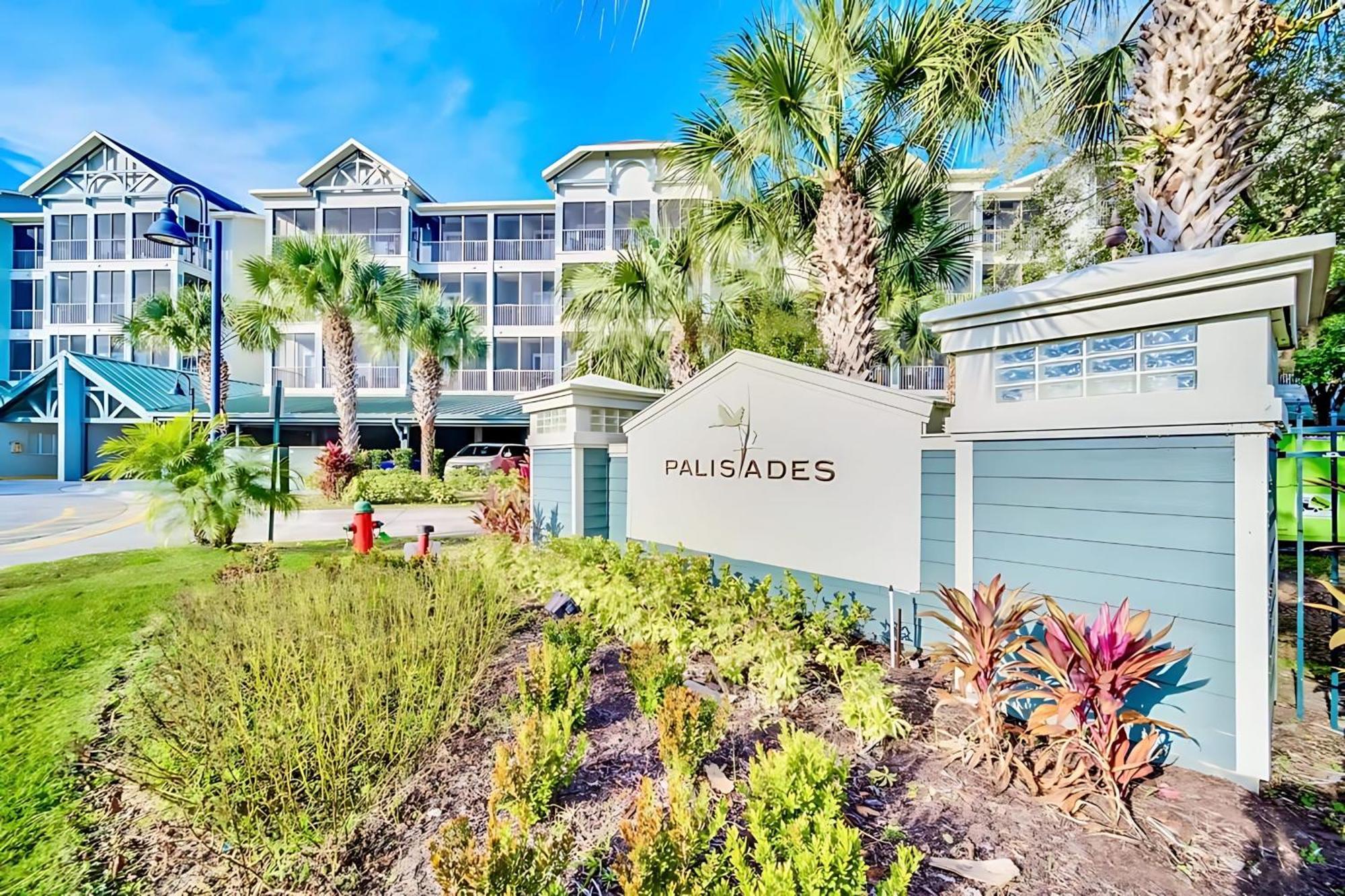 Holiday home Luxury 3br Near - Pool And Hot Tub! *