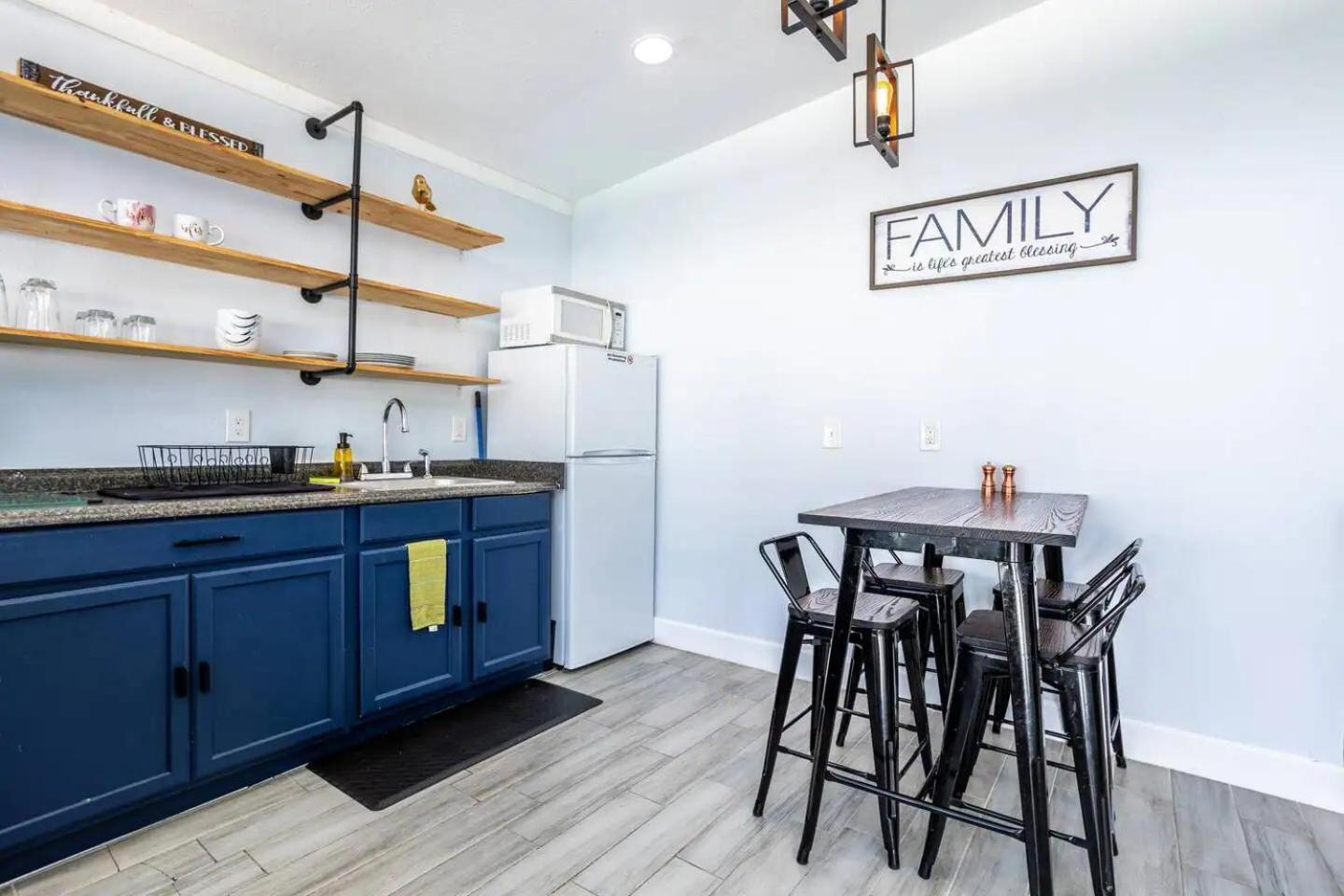 2Br Getaway Pool Workspace Near Disney