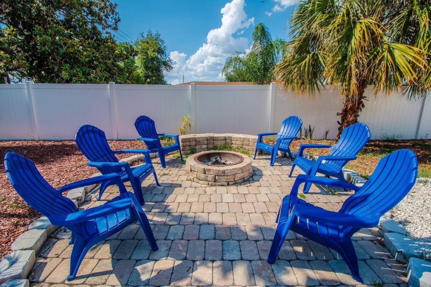 Holiday home 2Br Getaway Pool Workspace Near Disney