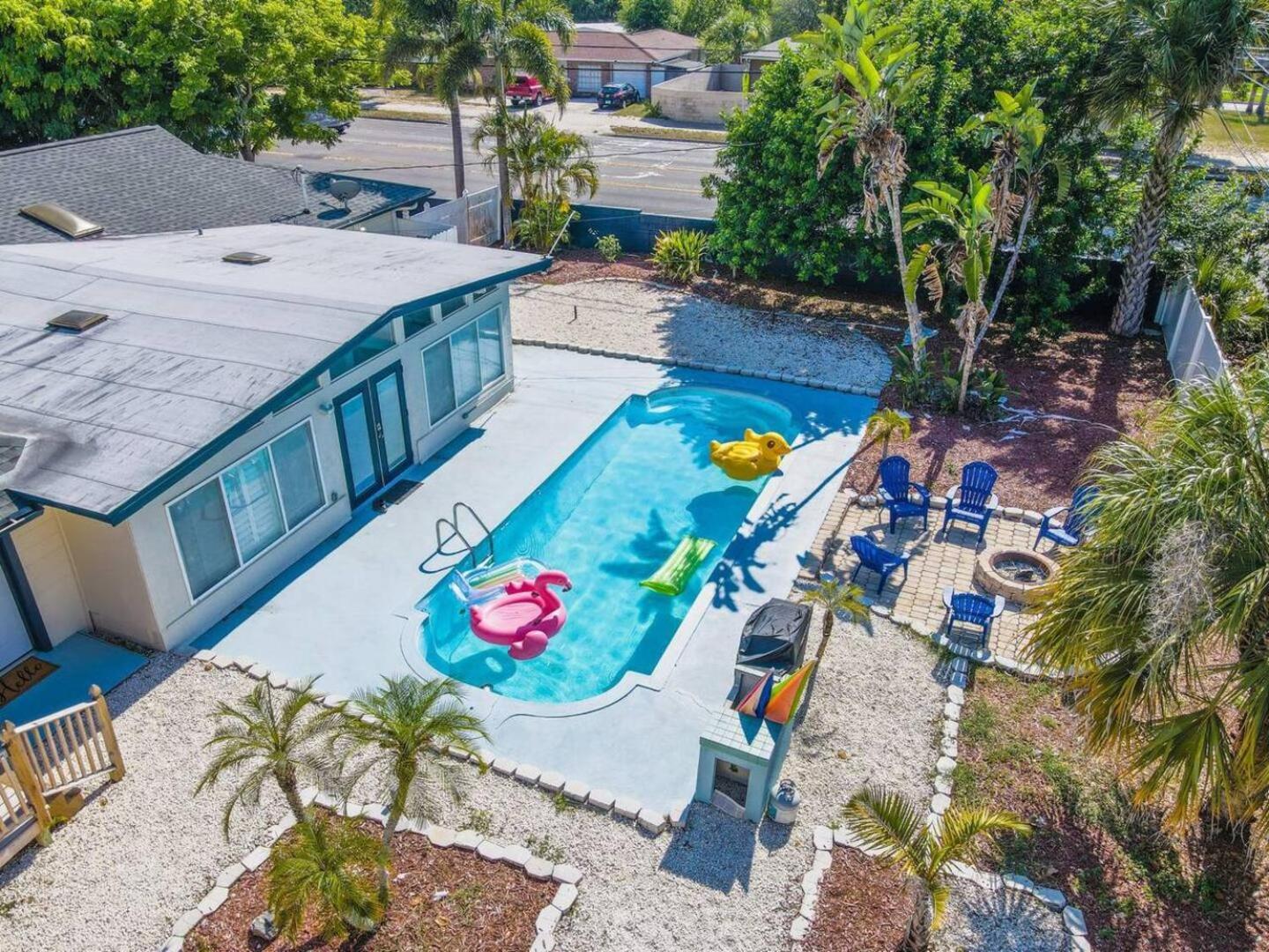 Holiday home 2Br Getaway Pool Workspace Near Disney