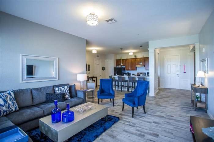 The Epic Boca Penthouse Vista Cay Apartment *