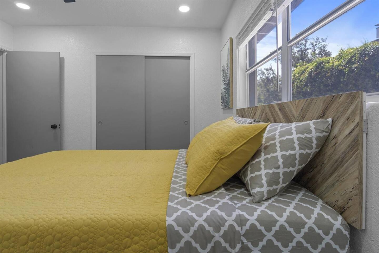 2br Retreat Pets Ok, Work Space, Near Airport! Orlando