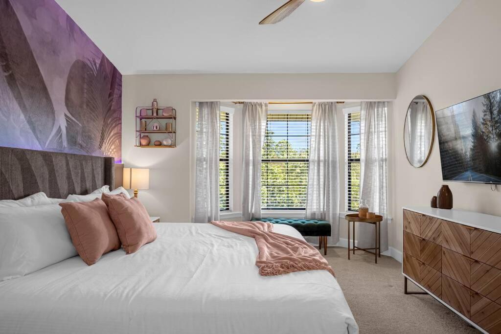 Themed 4br Family Townhome Inside Area * Orlando