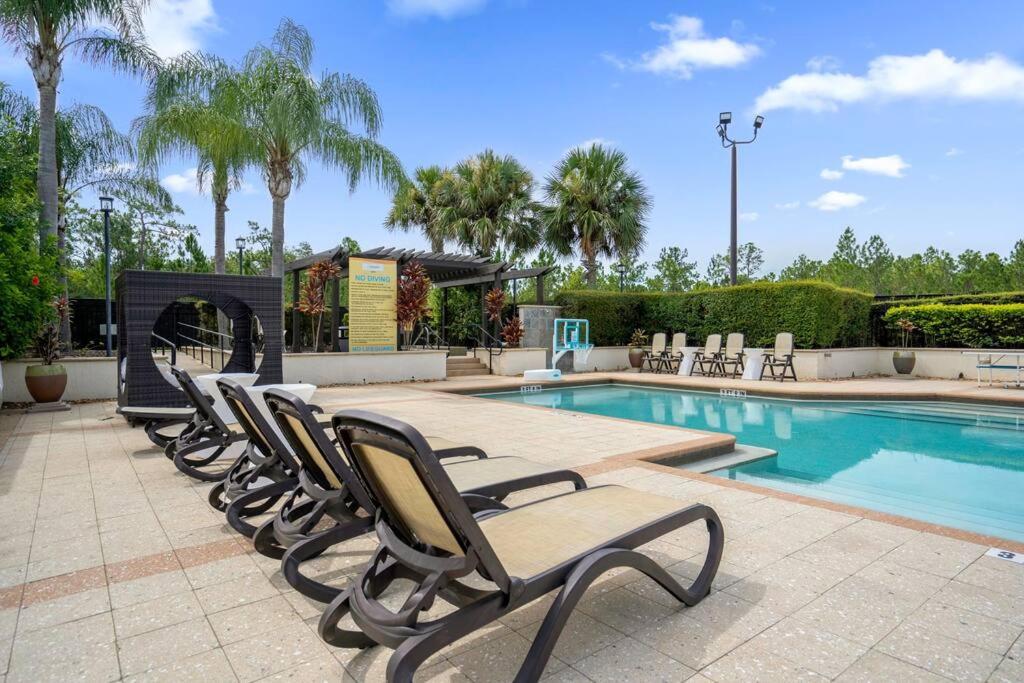 Holiday home Themed 4br Family Townhome Inside Area Orlando