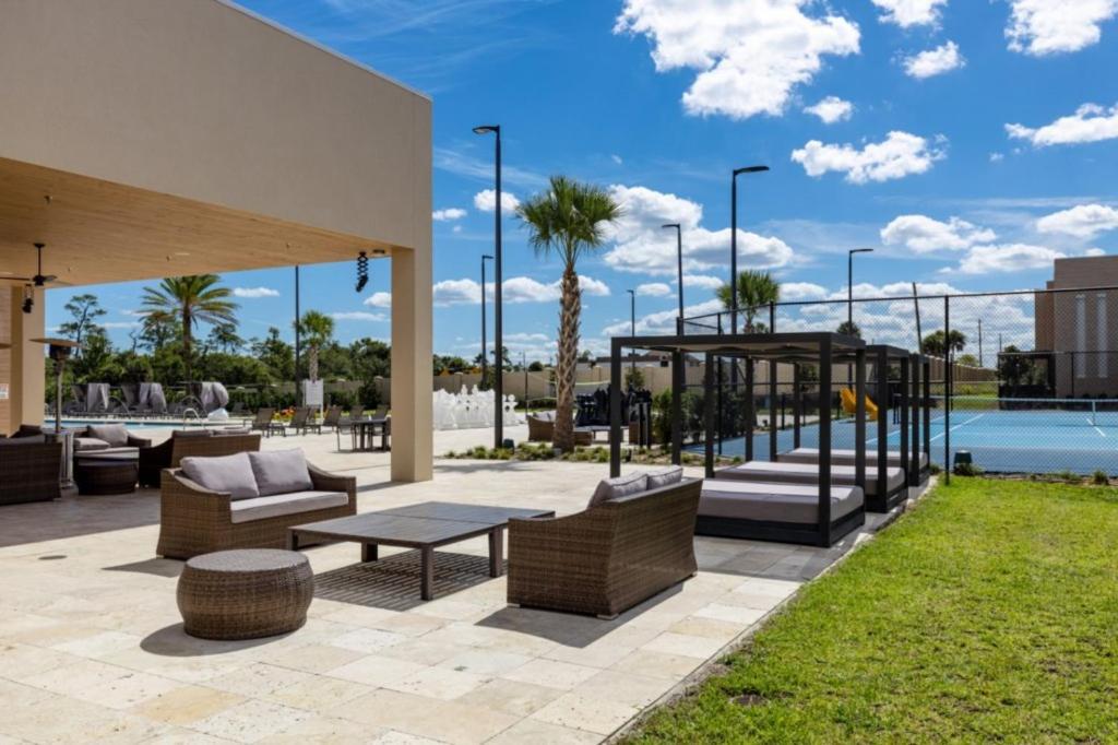 3 Bedroom- 3,5 Bathroom Magic Village 7591 Bd