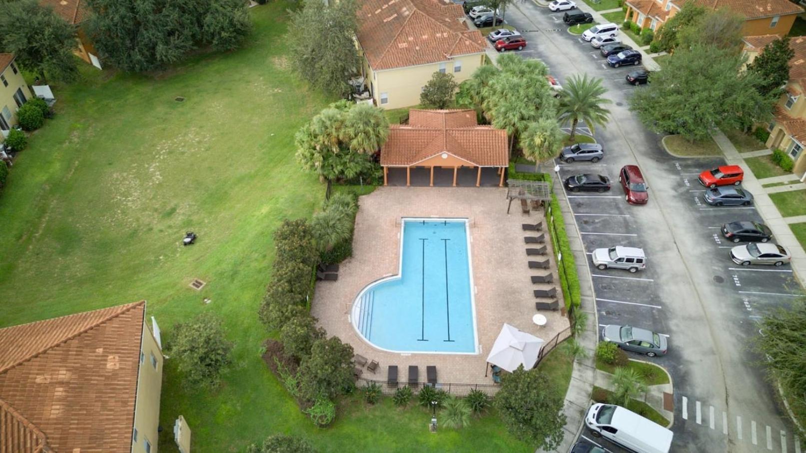 Pet Friendly 20 Min To Disney Free Wifi! Holiday home *