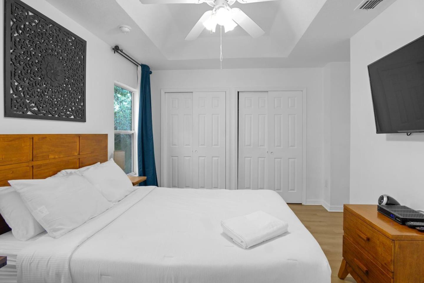 Pet Friendly 20 Min To Disney Free Wifi! *