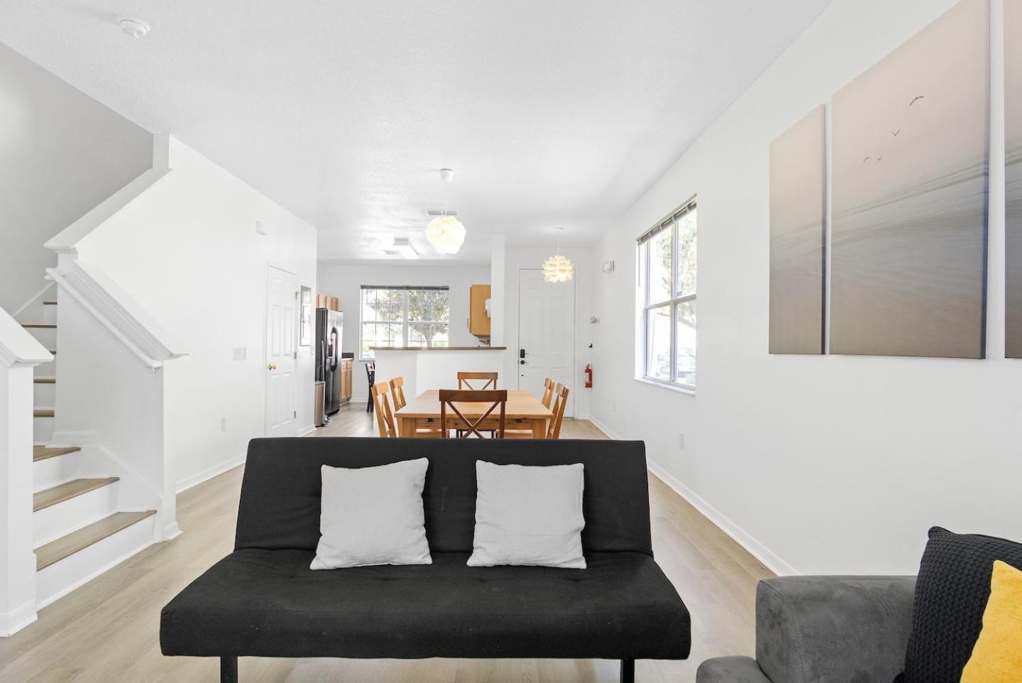 Pet Friendly 20 Min To Disney Free Wifi! *