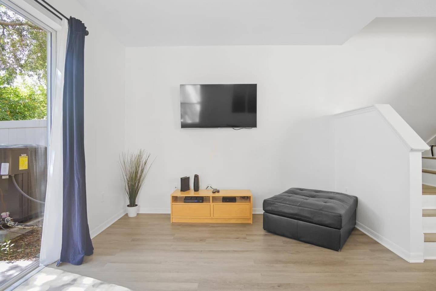 Pet Friendly 20 Min To Disney Free Wifi! *