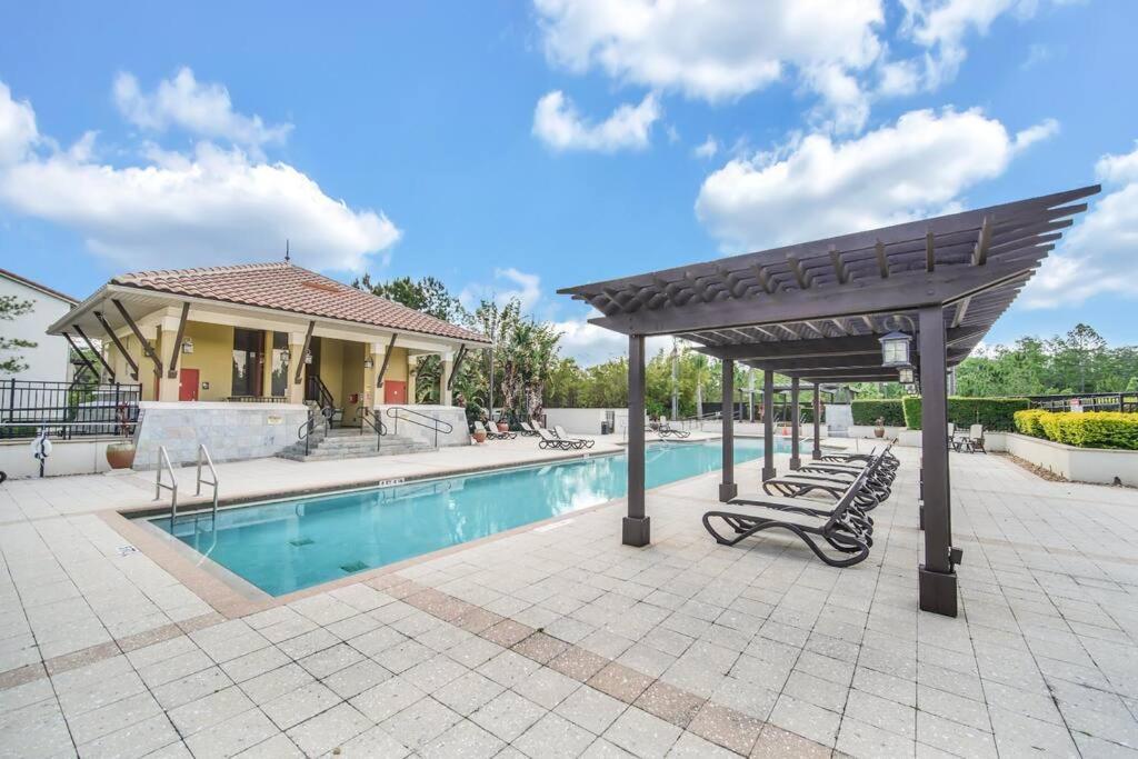 Holiday home Stunning 4br Family Townhome 5 Min From World Orlando