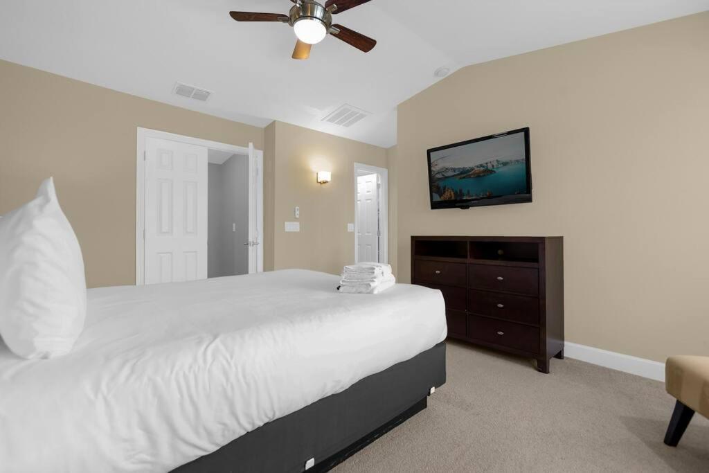 Stunning 4br Family Townhome 5 Min From World * Orlando