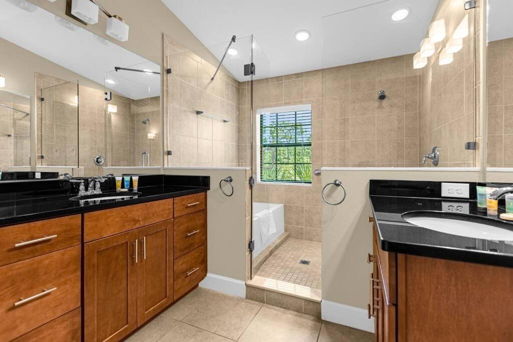 Stunning 4br Family Townhome 5 Min From World Holiday home Orlando