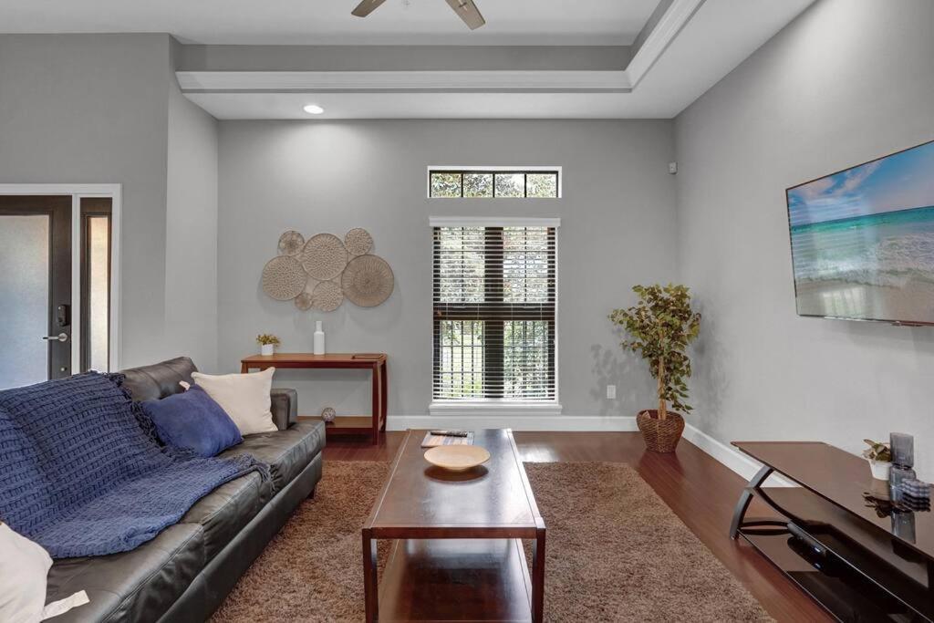 Holiday home Beautiful 4br Family Townhome At Area