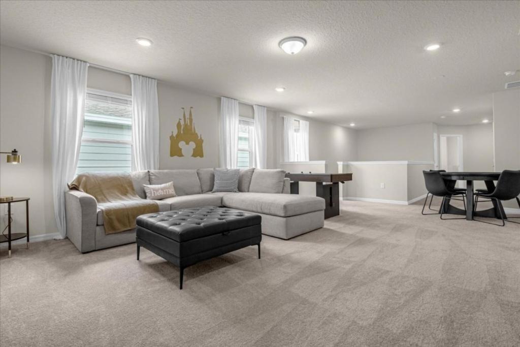 Holiday home 7 Bedrooms- 5,5 Bathrooms- Windsor Cay 1261 Er *