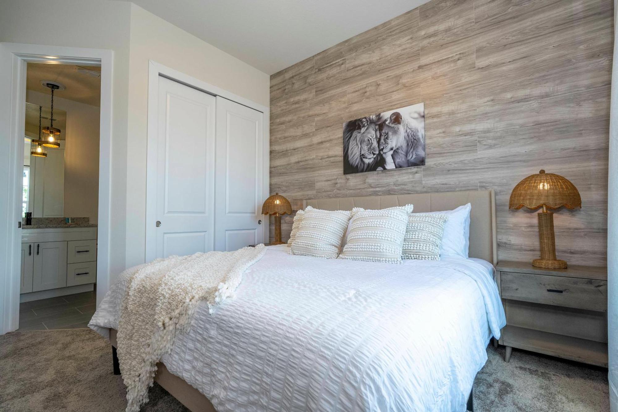 Welcome To The Lion Nest. A Savanna-inspired Oasis * Orlando
