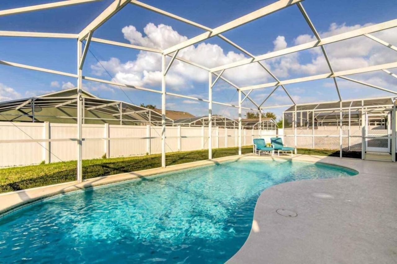 Holiday home Family Friendly Private Pool Near *