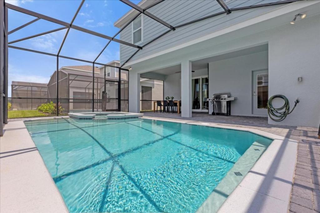 7 Bedrooms- 5,5 Bathrooms- Windsor Cay 1261 Er Holiday home *