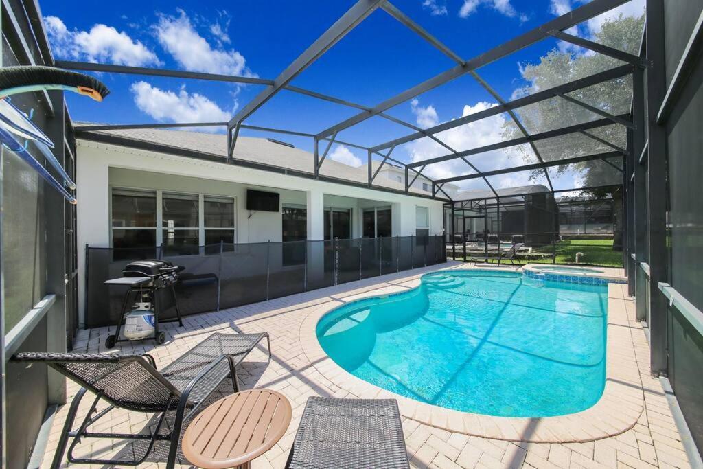 Holiday home Casa Del Sol - 5 Bed 5 Bath Windsor Hills 3 Miles From *
