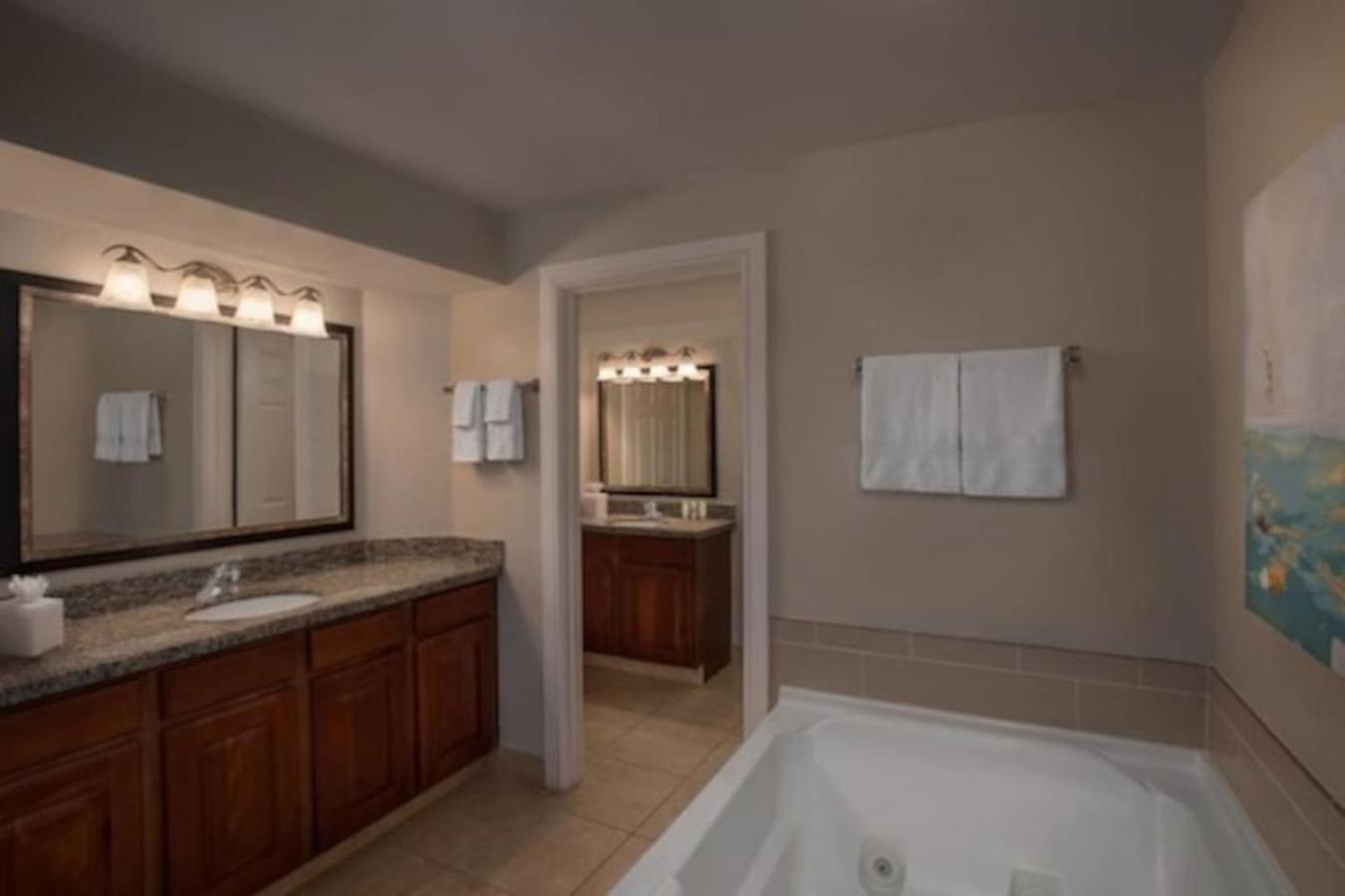 Marriott Grande Vista Luxury 1bd Sleeps 4 Holiday home Orlando