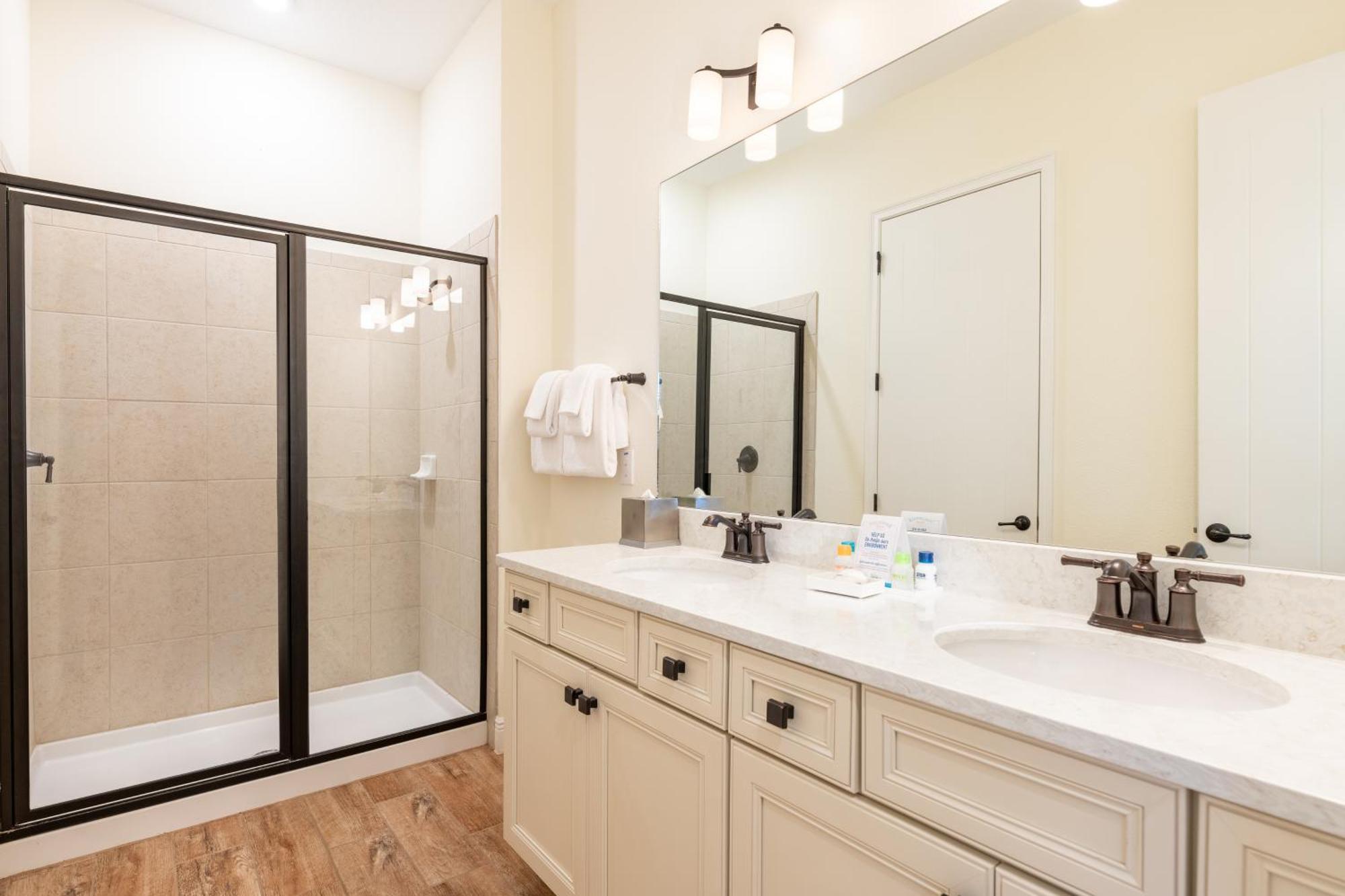 Charming Near With Private Hot Tub Margaritaville Access - 3025sp Holiday home