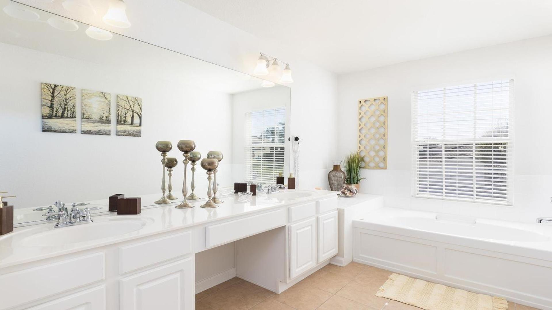 Villa Windsor Hills 1061 By