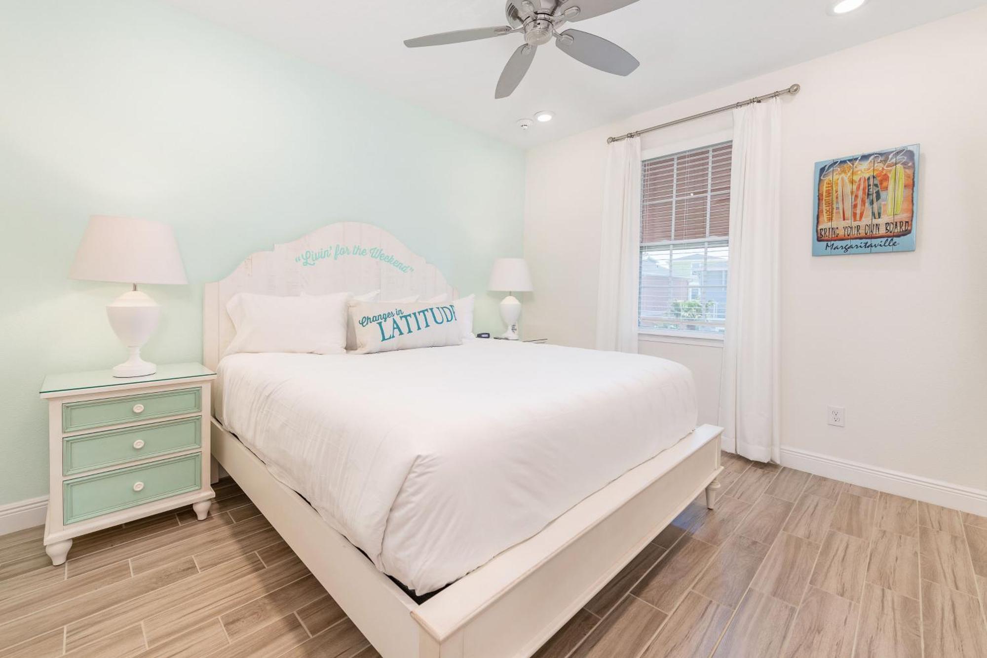No Shoes Retreat! With Hot Tub Near With Margaritaville Access - 8085dr Holiday home