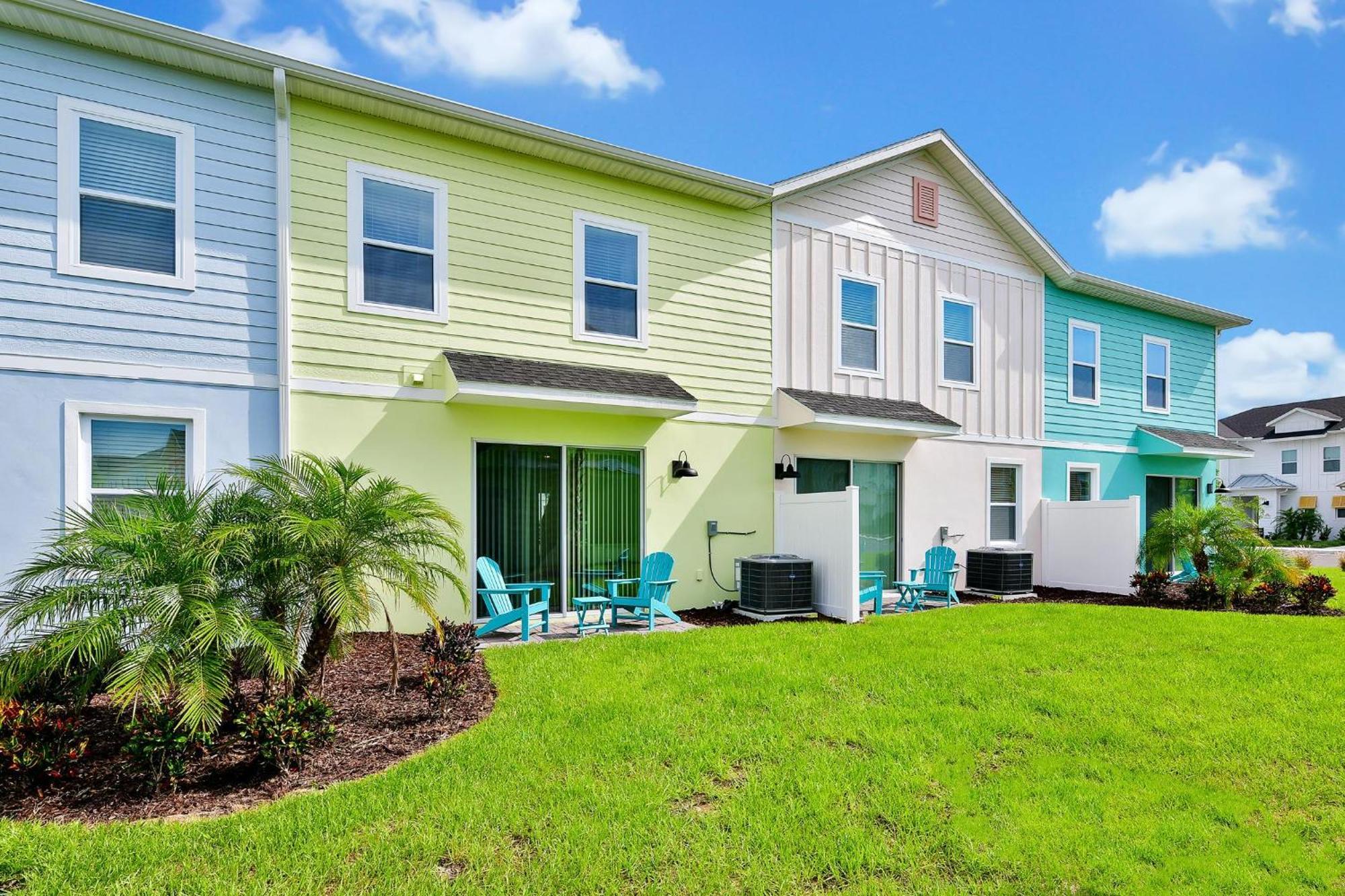 Colorful Near With Margaritaville Access - 3128cs