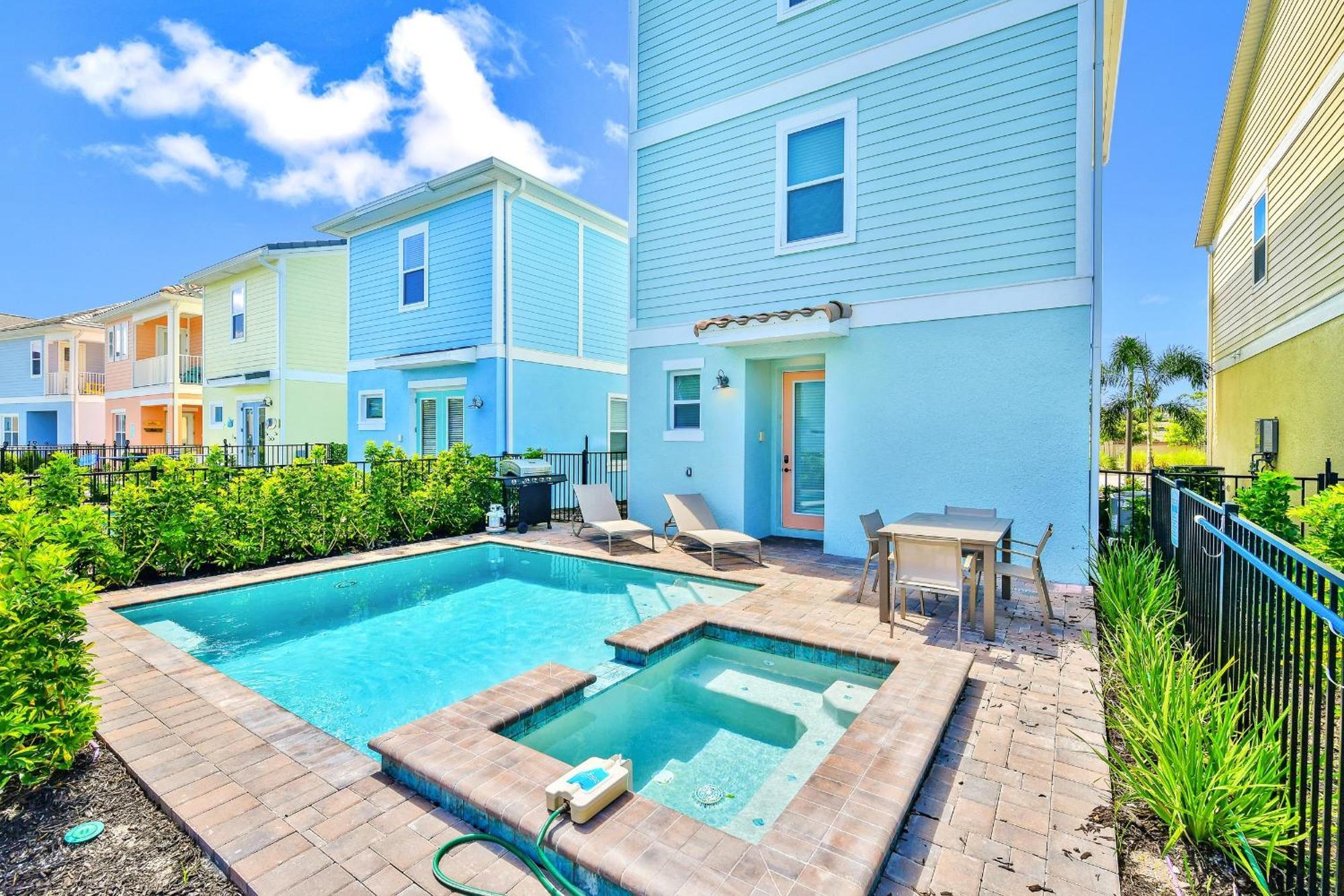 Holiday home Beachy Daze Near With Margaritaville Access - 2916sr *