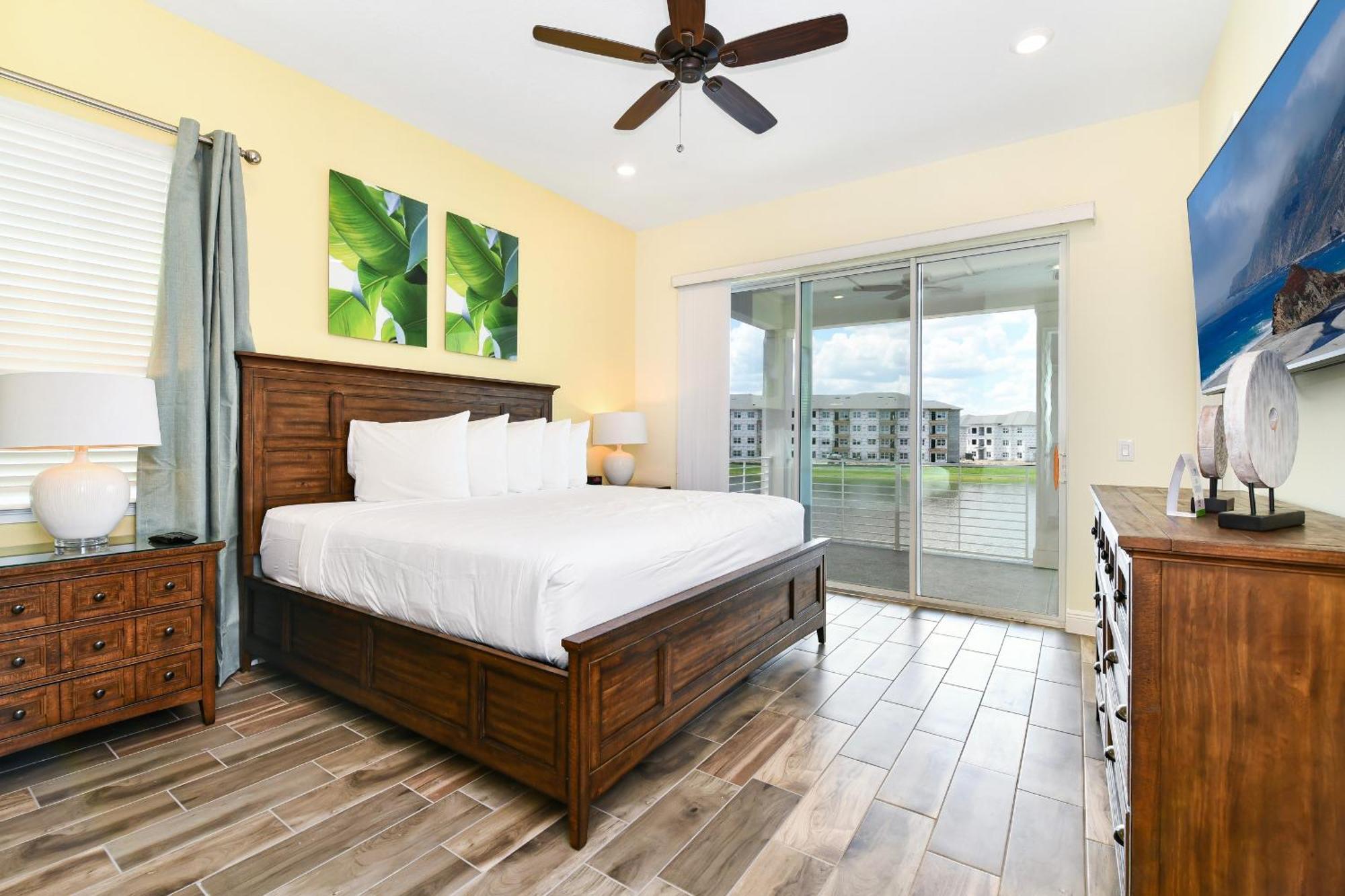 Waters Edge Near With Margaritaville Access - 8129su *