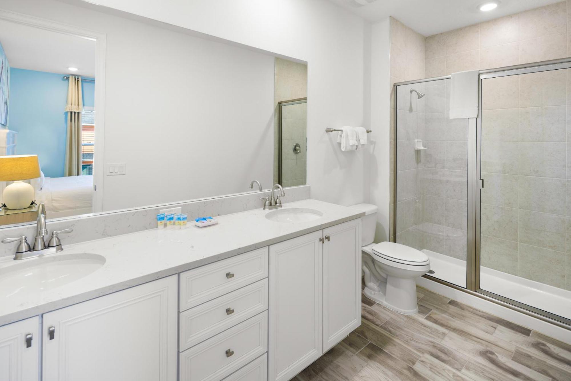Lovely Near With Margaritaville Access - 8201su Villa