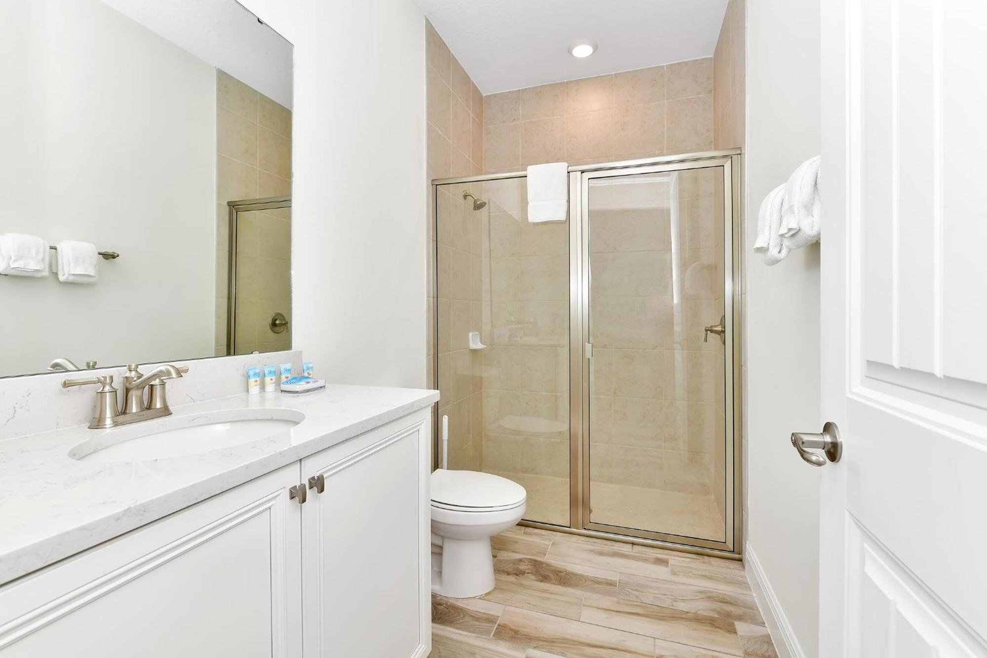 Villa Vibrant Near With Margaritaville Access - 3136cs *