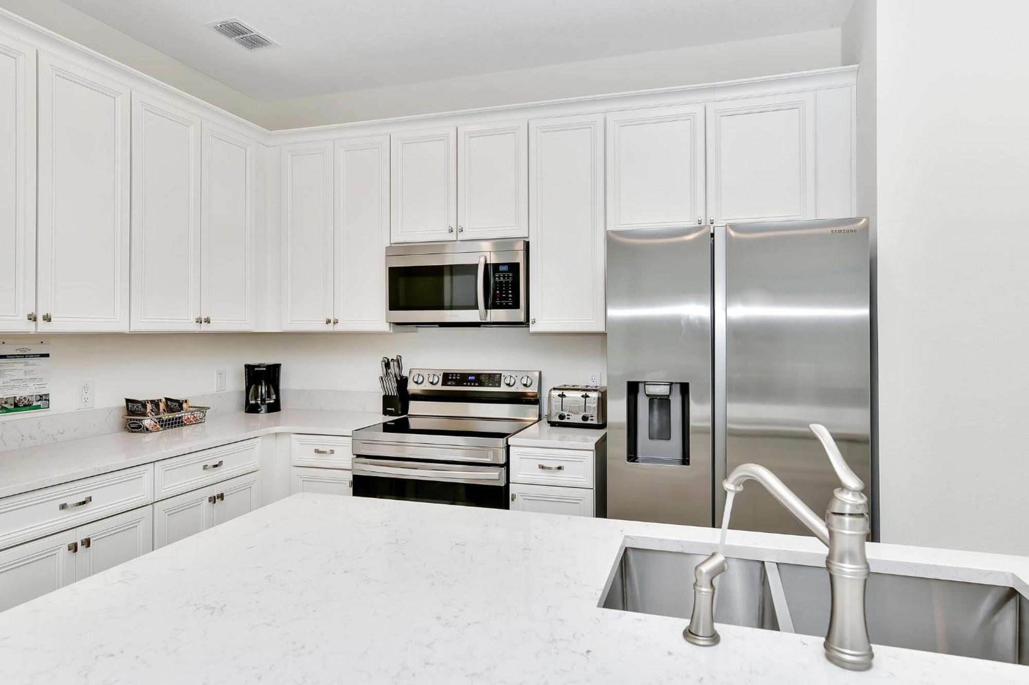 Villa Vibrant Near With Margaritaville Access - 3136cs