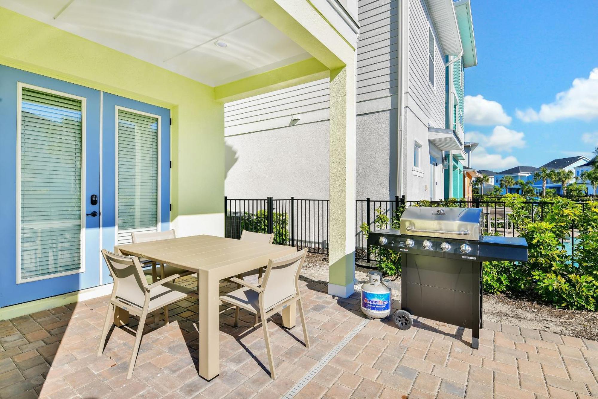 Holiday home Sunny With Private Pool Near With Margaritaville Access - 8021kd